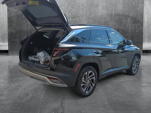 2025 Hyundai TUCSON Hybrid Limited