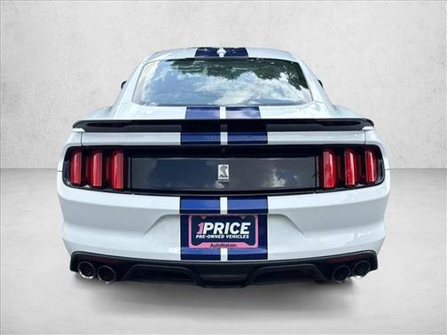2016 Ford Shelby GT350 Base