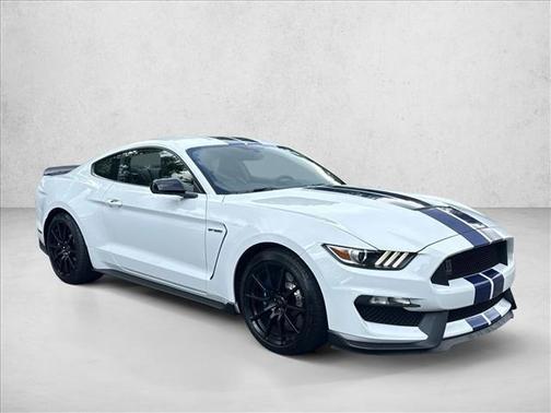 2016 Ford Shelby GT350 Base