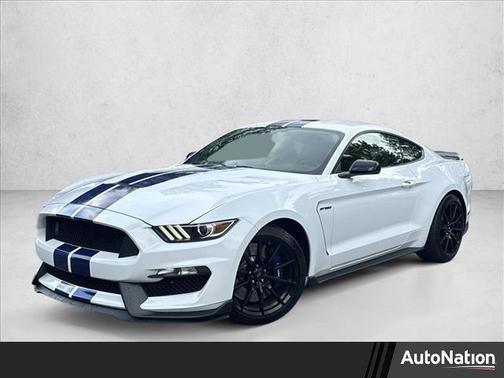 2016 Ford Shelby GT350 Base
