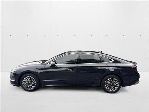 Carbon Blue 2025 Hyundai SONATA Hybrid Limited