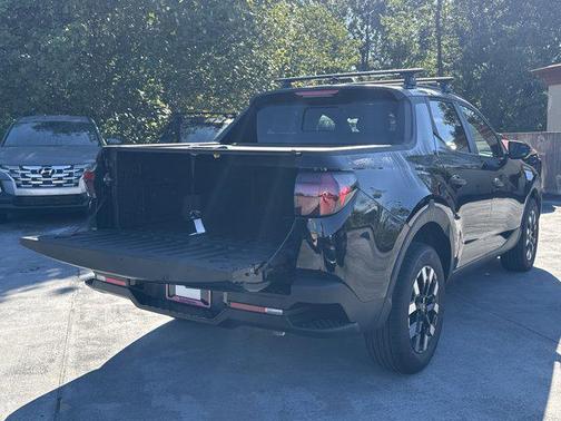 2025 Hyundai SANTA CRUZ SEL Activity