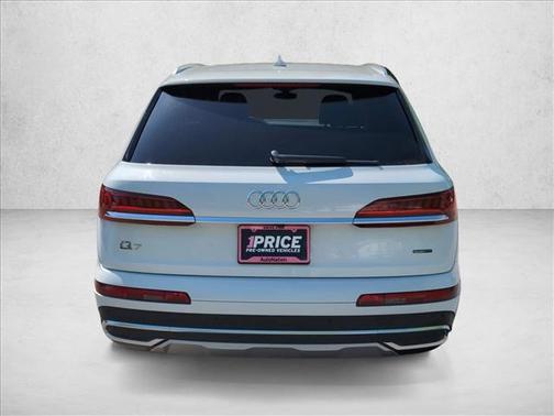 2024 Audi Q7 45 Premium
