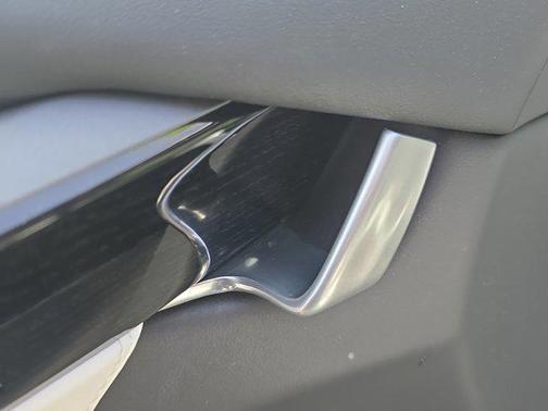 Deep Blue Metallic 2018 Tesla Model X 75D