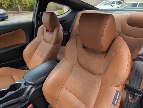 Ibiza Blue 2015 Hyundai Genesis Coupe 3.8 Ultimate