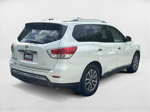 2016 Nissan Pathfinder SL