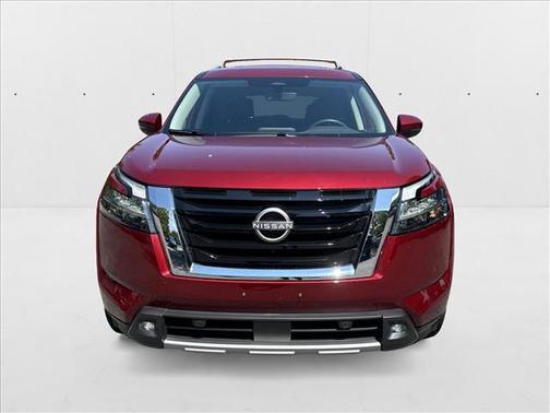 2023 Nissan Pathfinder SL 4WD