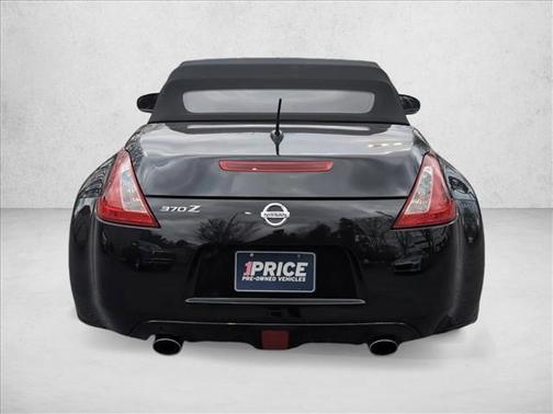 2018 Nissan 370Z Touring