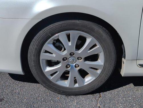 2011 Toyota Avalon Base