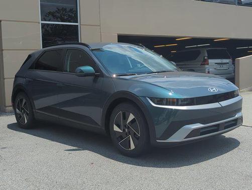 2025 Hyundai IONIQ 5 SEL