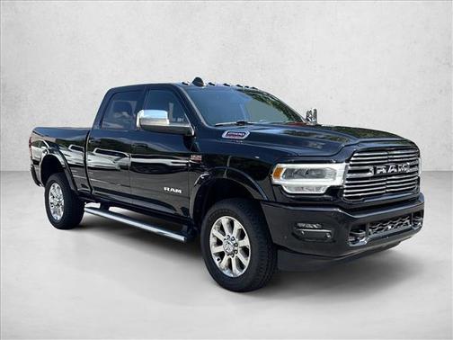 2022 RAM 2500 Laramie Crew Cab 4x4 6'4' Box