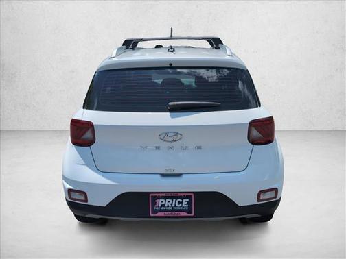 Lunar White 2025 Hyundai VENUE SEL