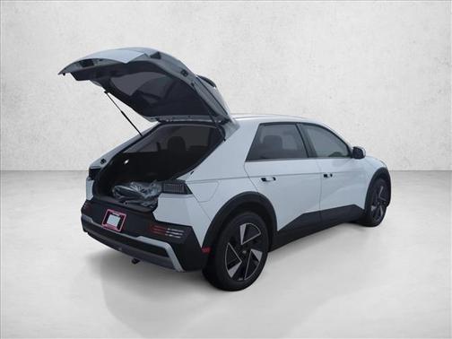 Atlas White 2026 Hyundai IONIQ 5 SE