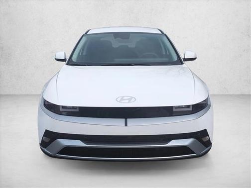 Atlas White 2026 Hyundai IONIQ 5 SE