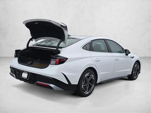 2026 Hyundai SONATA SEL