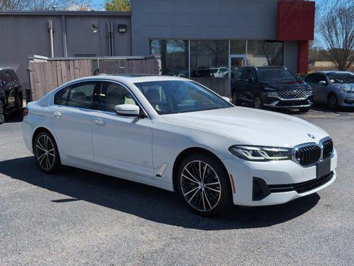 2023 BMW 530 i