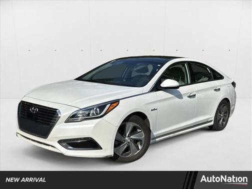 2016 Hyundai SONATA Hybrid Limited