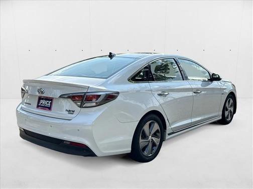 2016 Hyundai SONATA Hybrid Limited