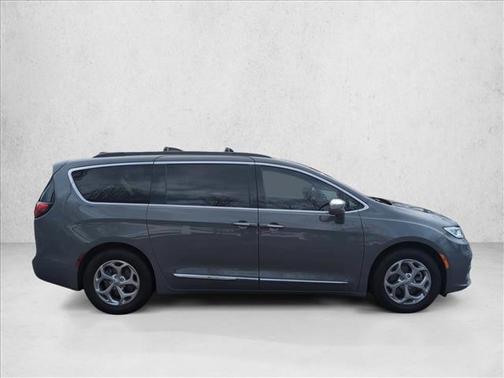 2022 Chrysler Pacifica Limited