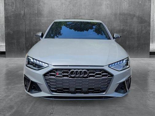2022 Audi S4 Premium Plus TFSI quattro Tiptronic