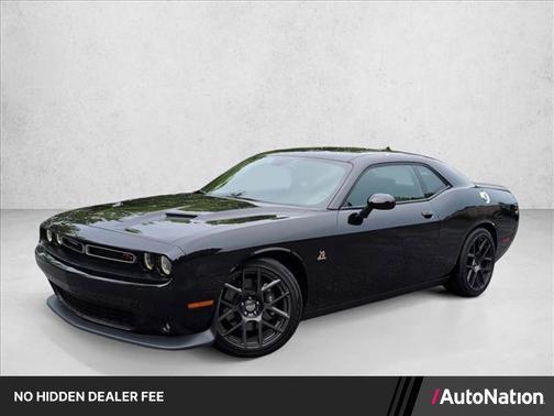 Pitch Black Clearcoat 2016 Dodge Challenger R/T Scat Pack