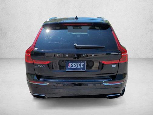 Onyx Black Metallic 2021 Volvo XC60 Recharge Plug-In Hybrid T8 Inscription Expression