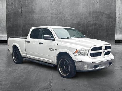 2017 RAM 1500 SLT