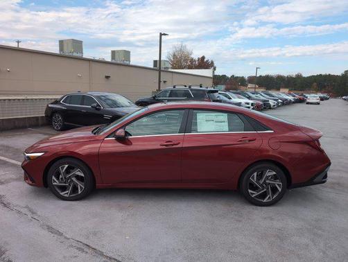 2026 Hyundai ELANTRA Limited