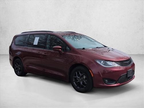 2019 Chrysler Pacifica Touring-L Plus