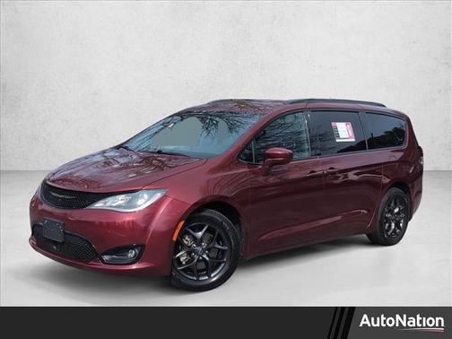 2019 Chrysler Pacifica Touring-L Plus