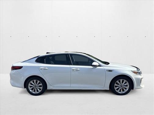 2018 Kia Optima S