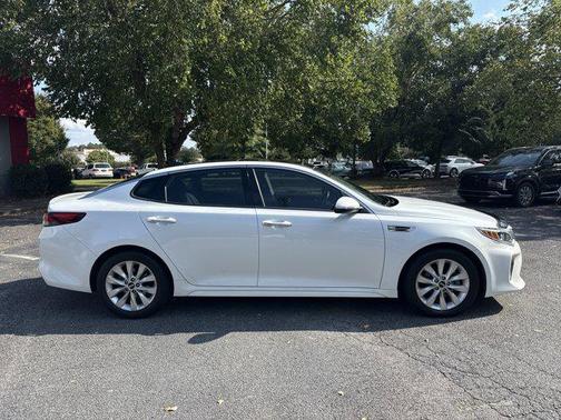 2018 Kia Optima S