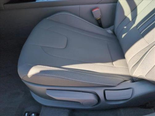 2026 Hyundai ELANTRA HEV SEL Sport