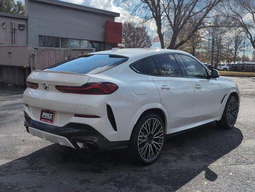 2025 BMW X6 xDrive40i