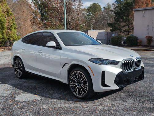 2025 BMW X6 xDrive40i
