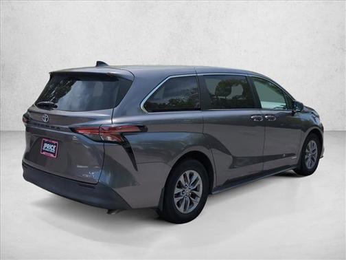 Predawn Gray Mica 2021 Toyota Sienna LE
