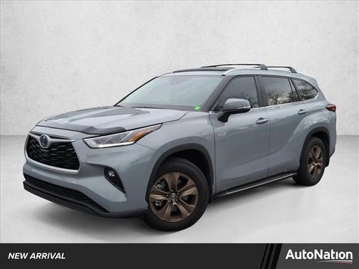 2023 Toyota Highlander Hybrid XLE