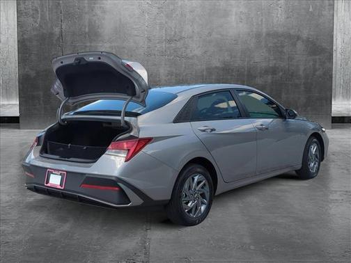 2025 Hyundai ELANTRA HEV Blue