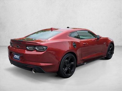 Wild Cherry Tintcoat 2022 Chevrolet Camaro RWD Coupe LT1