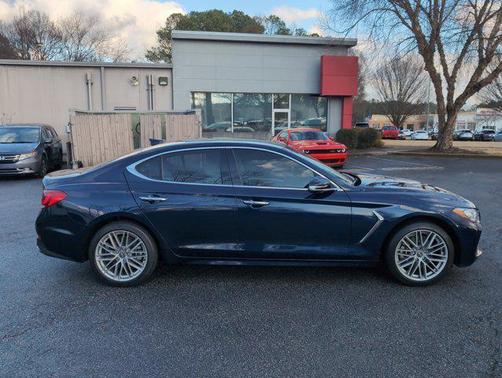 2020 Genesis G70 2.0T RWD