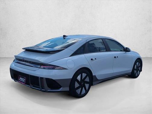 2024 Hyundai IONIQ 6 SE
