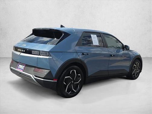 2024 Hyundai IONIQ 5 SE Standard Range