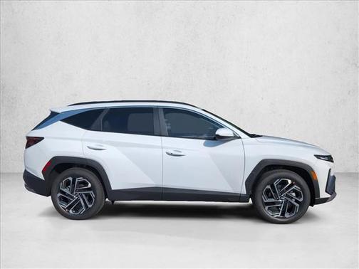 Serenity White Pearl 2026 Hyundai TUCSON SEL Plus