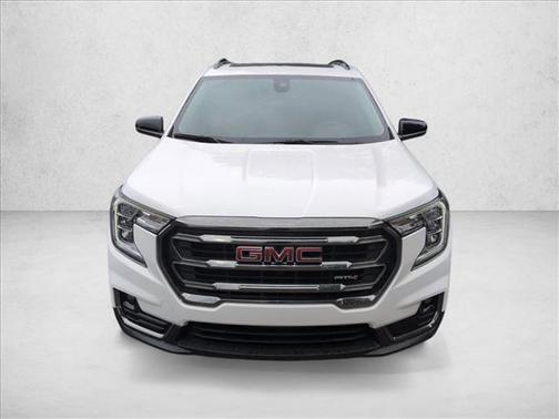 Summit White 2022 GMC Terrain AWD AT4