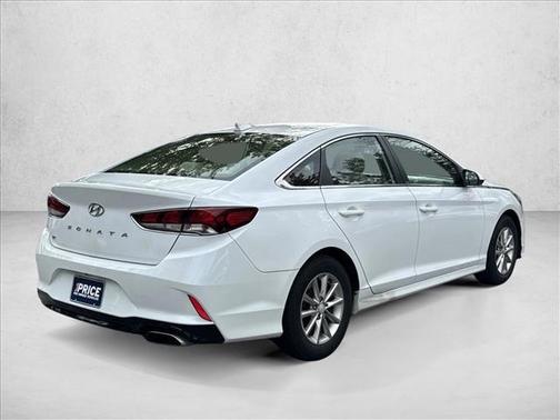 2018 Hyundai SONATA SE