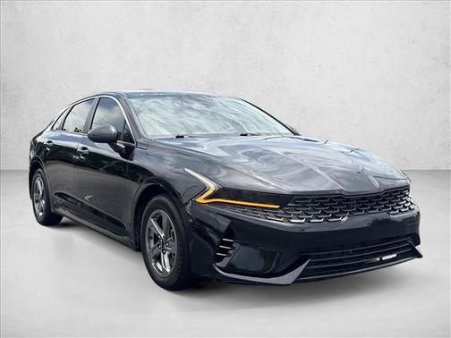 Ebony Black 2021 Kia K5 LXS