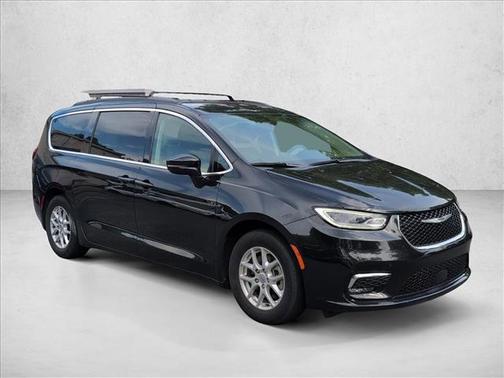 Brilliant Black Crystal Pearlcoat 2022 Chrysler Pacifica Touring L