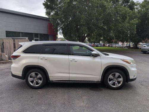 Blizzard Pearl 2015 Toyota Highlander Limited