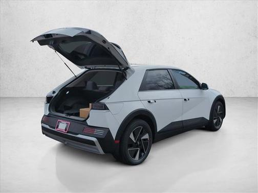 2026 Hyundai IONIQ 5 SE