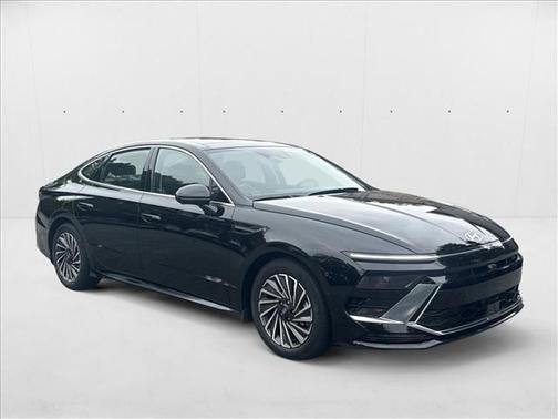 2024 Hyundai SONATA Hybrid Limited